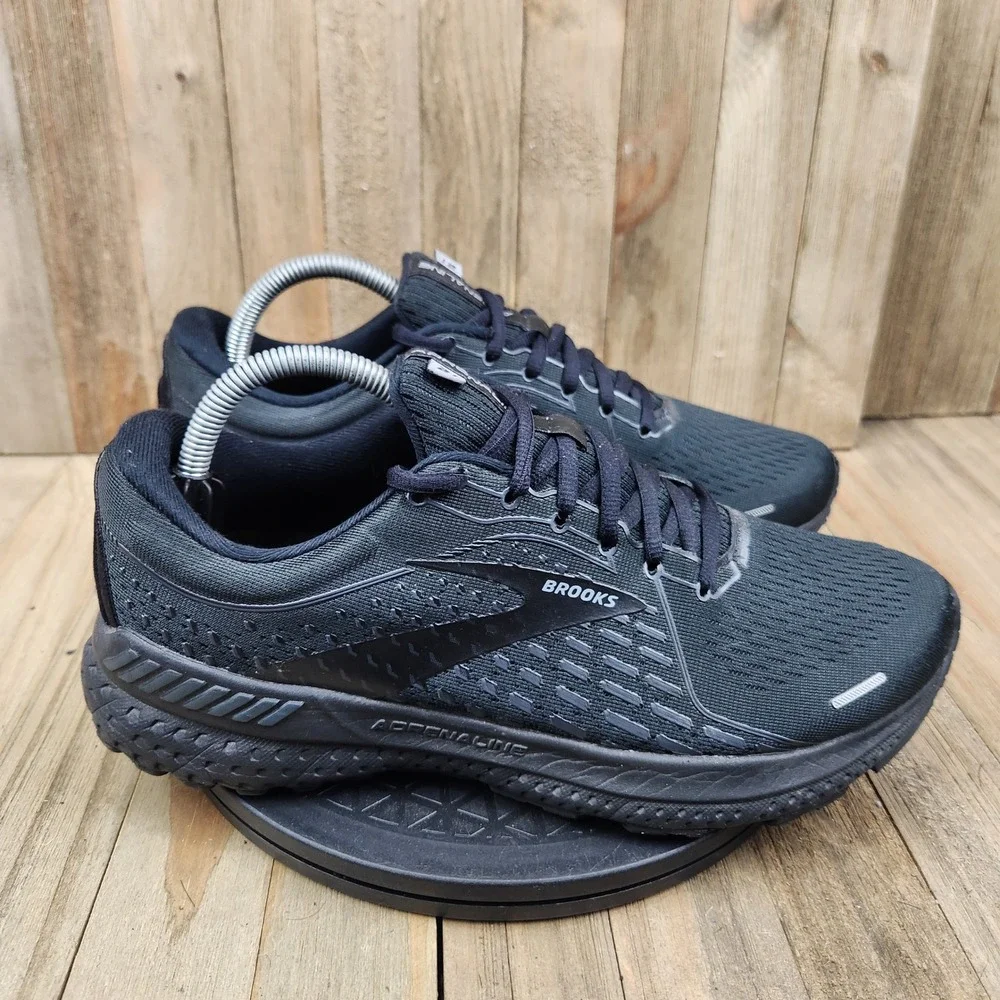Brooks Adrenaline GTS 21 Womens 10 Wide D Triple Black Running Shoes 1203291D020